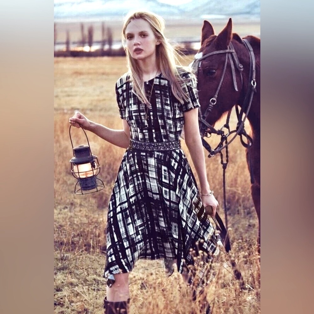 Anthropologie | Corey Lynn Calter Painted Plaid Fit & Flare w Asymmetric Hem ZB6
